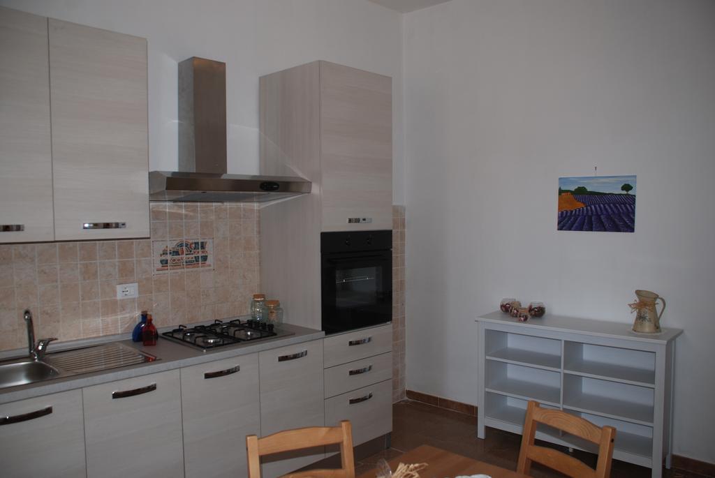 Ernest'S Apartment Ф'юмічіно Екстер'єр фото